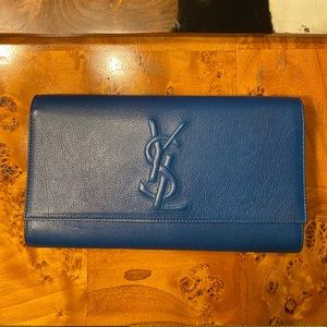 Selling my Belle de jour YSL clutch